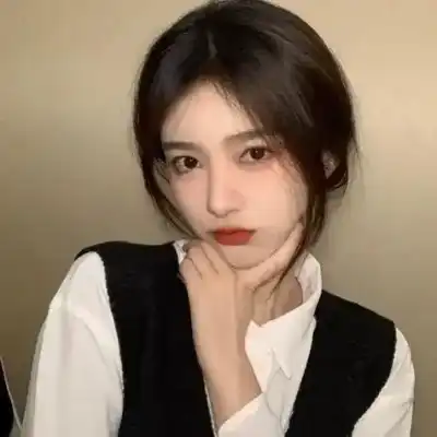 周榕月